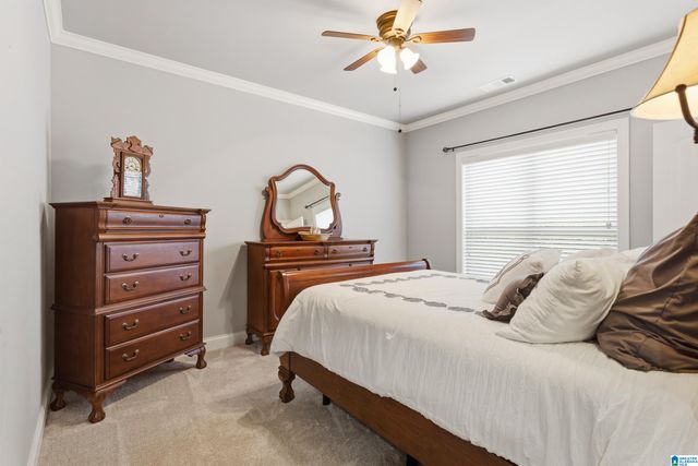 218 KENNISTON DALE, Pelham, AL 35124
