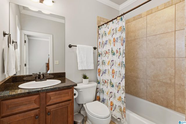 218 KENNISTON DALE, Pelham, AL 35124
