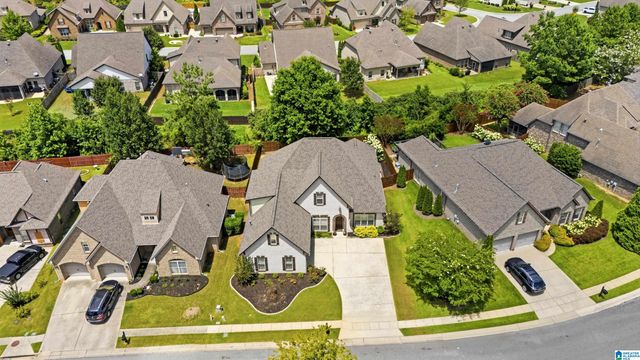 218 KENNISTON DALE, Pelham, AL 35124