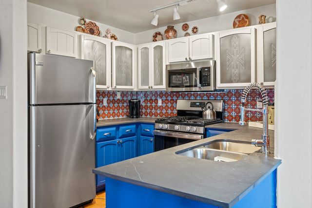 624 Galisteo 27, Santa Fe, NM 87505