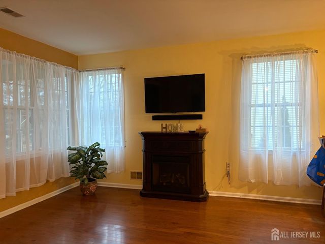 134 Briarwood Drive, Tuckerton, NJ 08087