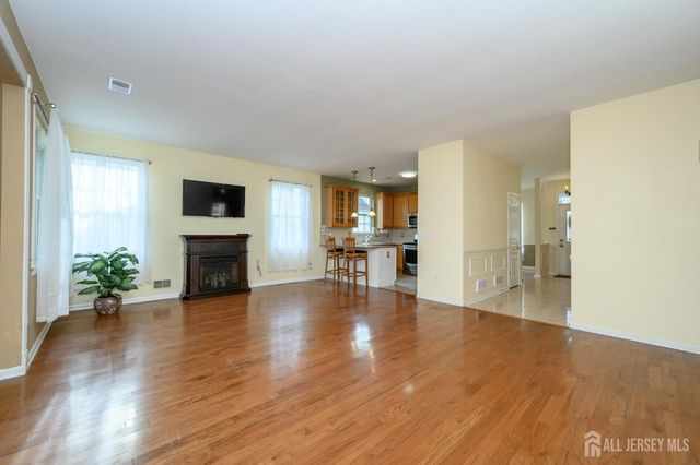 134 Briarwood Drive, Tuckerton, NJ 08087