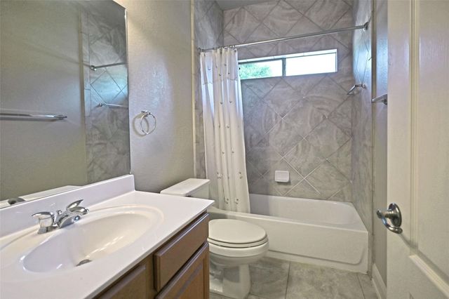 854 Santa Cruz, New Braunfels, TX 78132