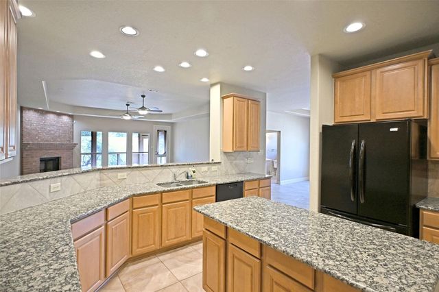 854 Santa Cruz, New Braunfels, TX 78132