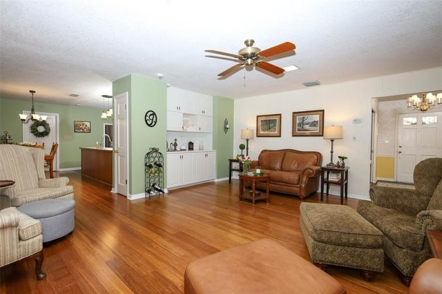 1607 PINAR DRIVE, Orlando, FL 32825