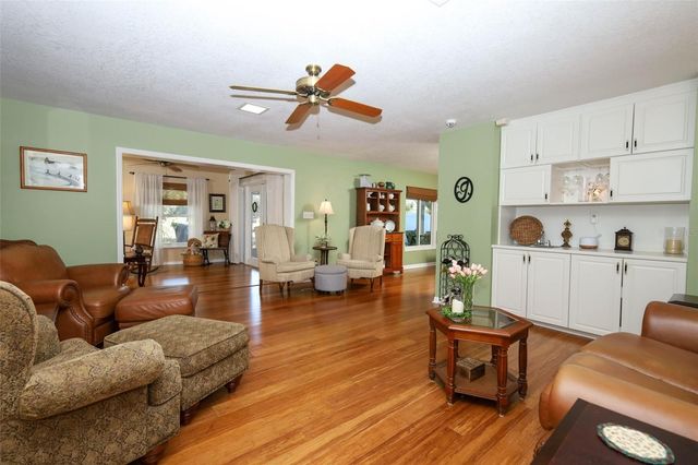 1607 PINAR DRIVE, Orlando, FL 32825