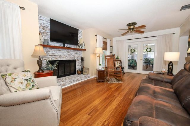 1607 PINAR DRIVE, Orlando, FL 32825