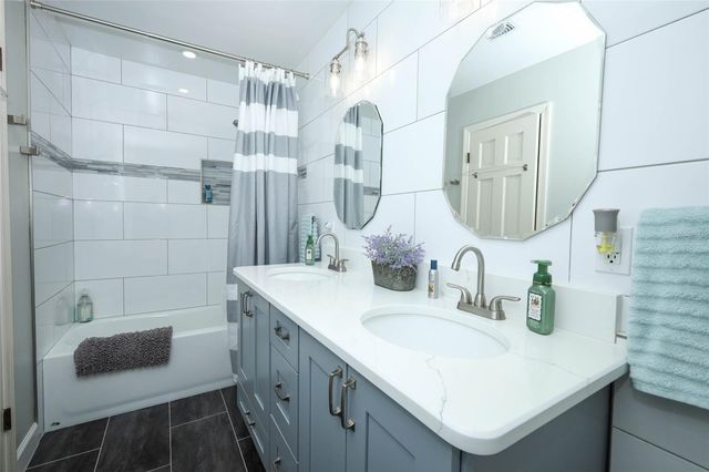 1607 PINAR DRIVE, Orlando, FL 32825