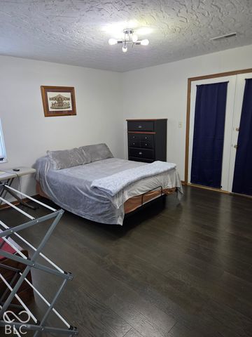 455 Pleasantview Boulevard, Greenwood, IN 46142