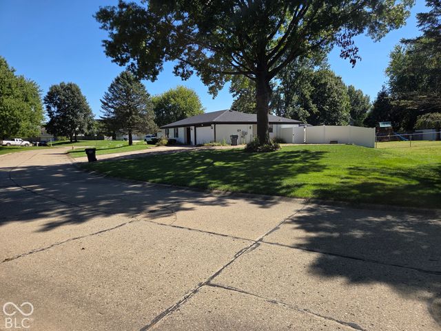 455 Pleasantview Boulevard, Greenwood, IN 46142