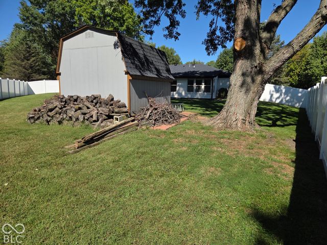 455 Pleasantview Boulevard, Greenwood, IN 46142