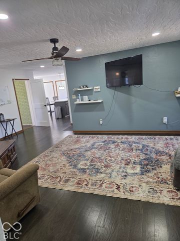 455 Pleasantview Boulevard, Greenwood, IN 46142