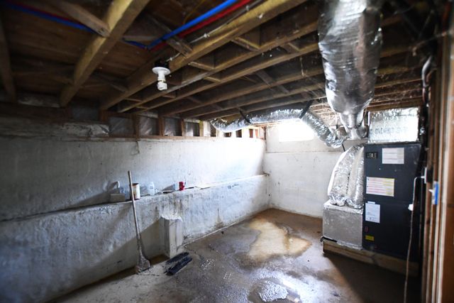 1600 Sandhill Road, Irvine, KY 40336