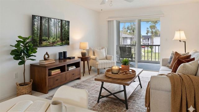 202 46TH AVENUE TERRACE W 404, Bradenton, FL 34207