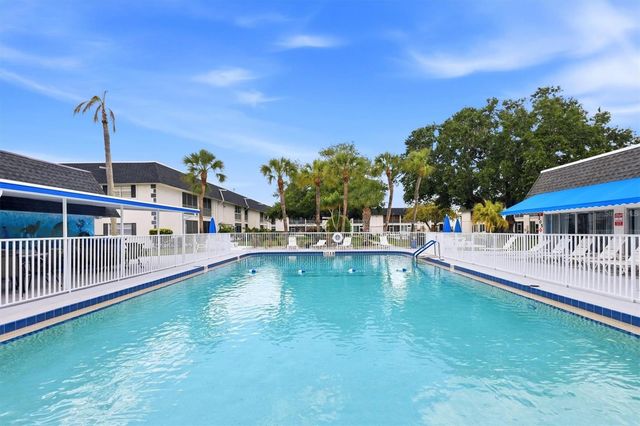 202 46TH AVENUE TERRACE W 404, Bradenton, FL 34207