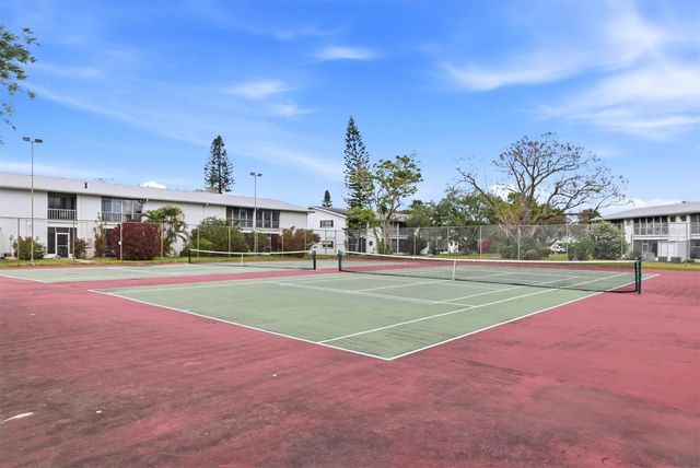 202 46TH AVENUE TERRACE W 404, Bradenton, FL 34207