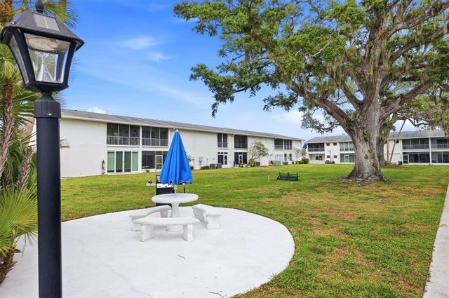 202 46TH AVENUE TERRACE W 404, Bradenton, FL 34207