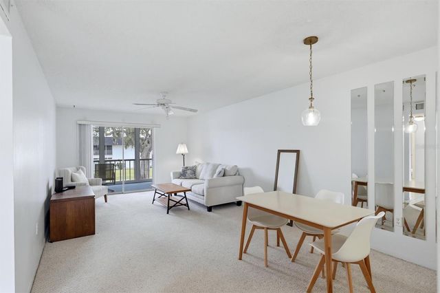 202 46TH AVENUE TERRACE W 404, Bradenton, FL 34207