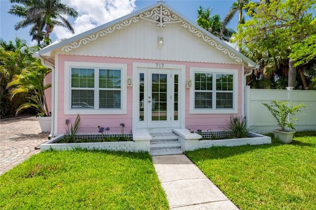 717 W MARION AVENUE, Punta Gorda, FL 33950