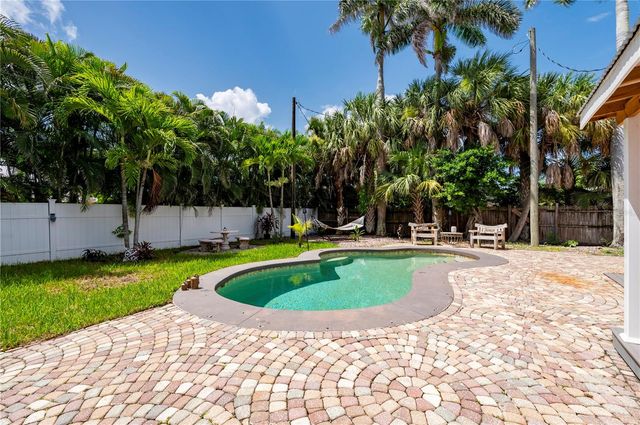 717 W MARION AVENUE, Punta Gorda, FL 33950