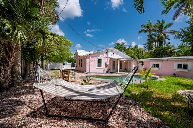 717 W MARION AVENUE, Punta Gorda, FL 33950