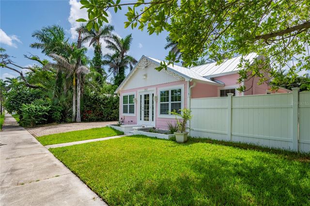717 W MARION AVENUE, Punta Gorda, FL 33950