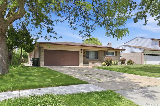 3125 Hedge Drive, Sterling Heights, MI 48310