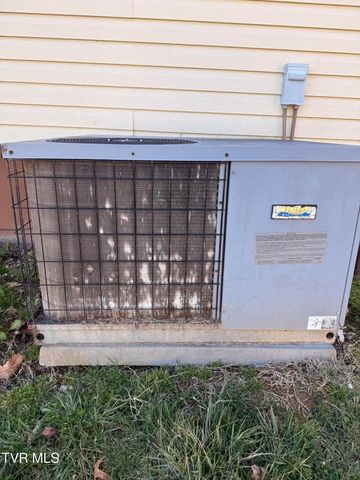 111 Church Street, Surgoinsville, TN 37873