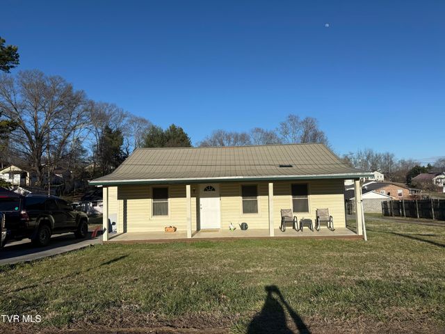 111 Church Street, Surgoinsville, TN 37873
