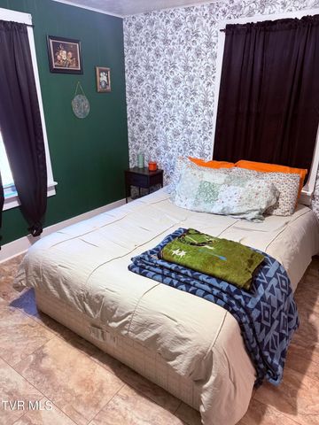 111 Church Street, Surgoinsville, TN 37873