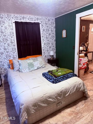 111 Church Street, Surgoinsville, TN 37873