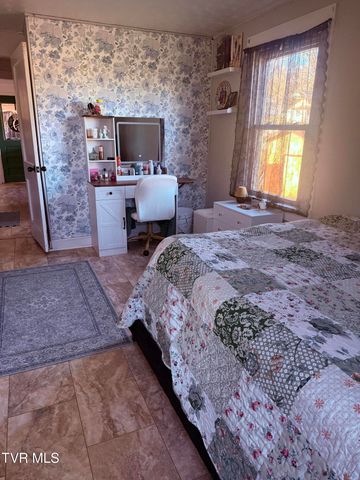 111 Church Street, Surgoinsville, TN 37873