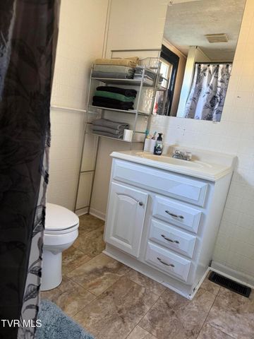 111 Church Street, Surgoinsville, TN 37873