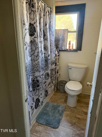 111 Church Street, Surgoinsville, TN 37873