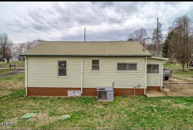111 Church Street, Surgoinsville, TN 37873