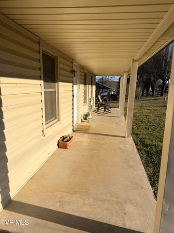 111 Church Street, Surgoinsville, TN 37873