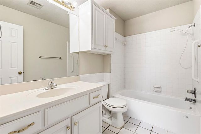 17612 Wain Bridge Avenue, Edmond, OK 73012