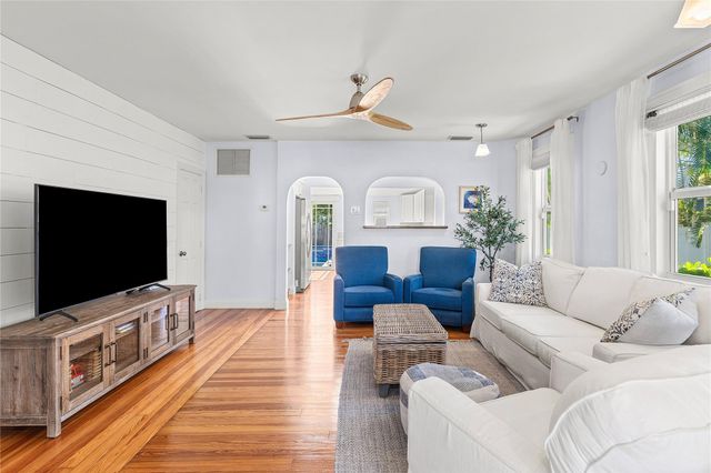 1518 N Ocean Breeze, Lake Worth Beach, FL 33460