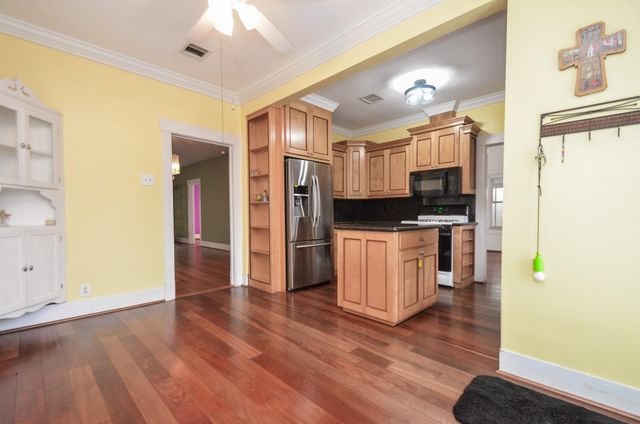 3211 Beauchamp Street, Houston, TX 77009