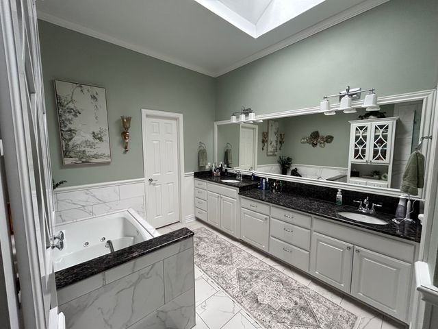2300 High Pointe Drive, Corinth, TX 76210