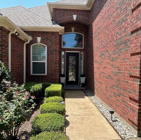 2300 High Pointe Drive, Corinth, TX 76210