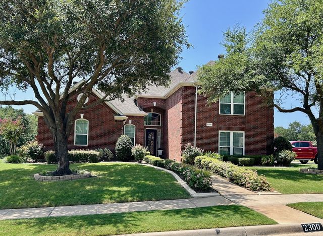 2300 High Pointe Drive, Corinth, TX 76210