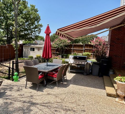 2300 High Pointe Drive, Corinth, TX 76210