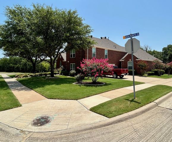 2300 High Pointe Drive, Corinth, TX 76210