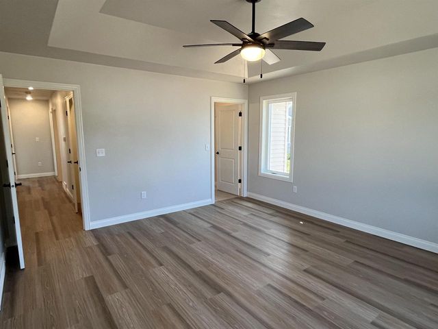 1430 CAROLINE DRIVE, New London, WI 54961
