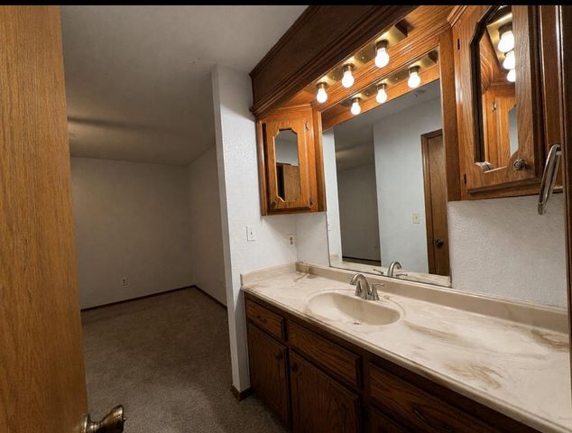 936 W Tesio Way, Mustang, OK 73064