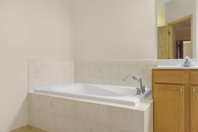 12585 74th Avenue N, Maple Grove, MN 55369