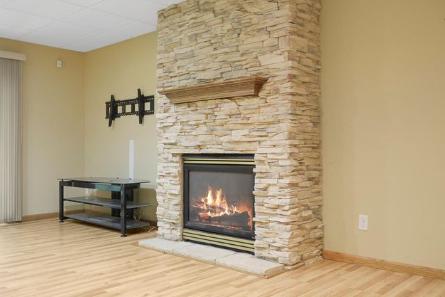 12585 74th Avenue N, Maple Grove, MN 55369