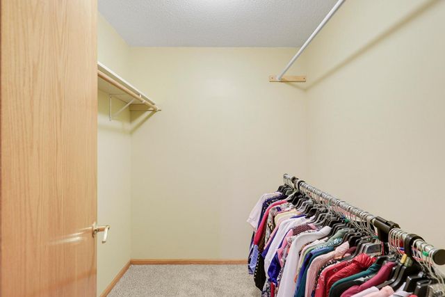 12585 74th Avenue N, Maple Grove, MN 55369