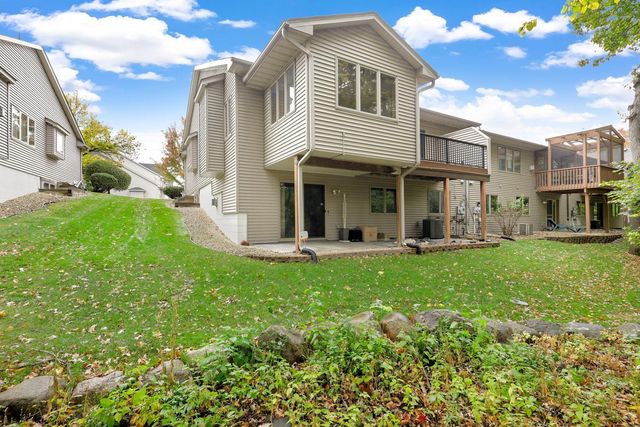 12585 74th Avenue N, Maple Grove, MN 55369